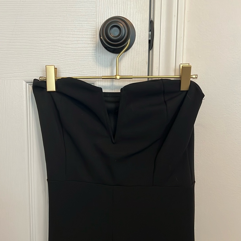 MISSGUIDED STRAPLESS JUMPSUIT